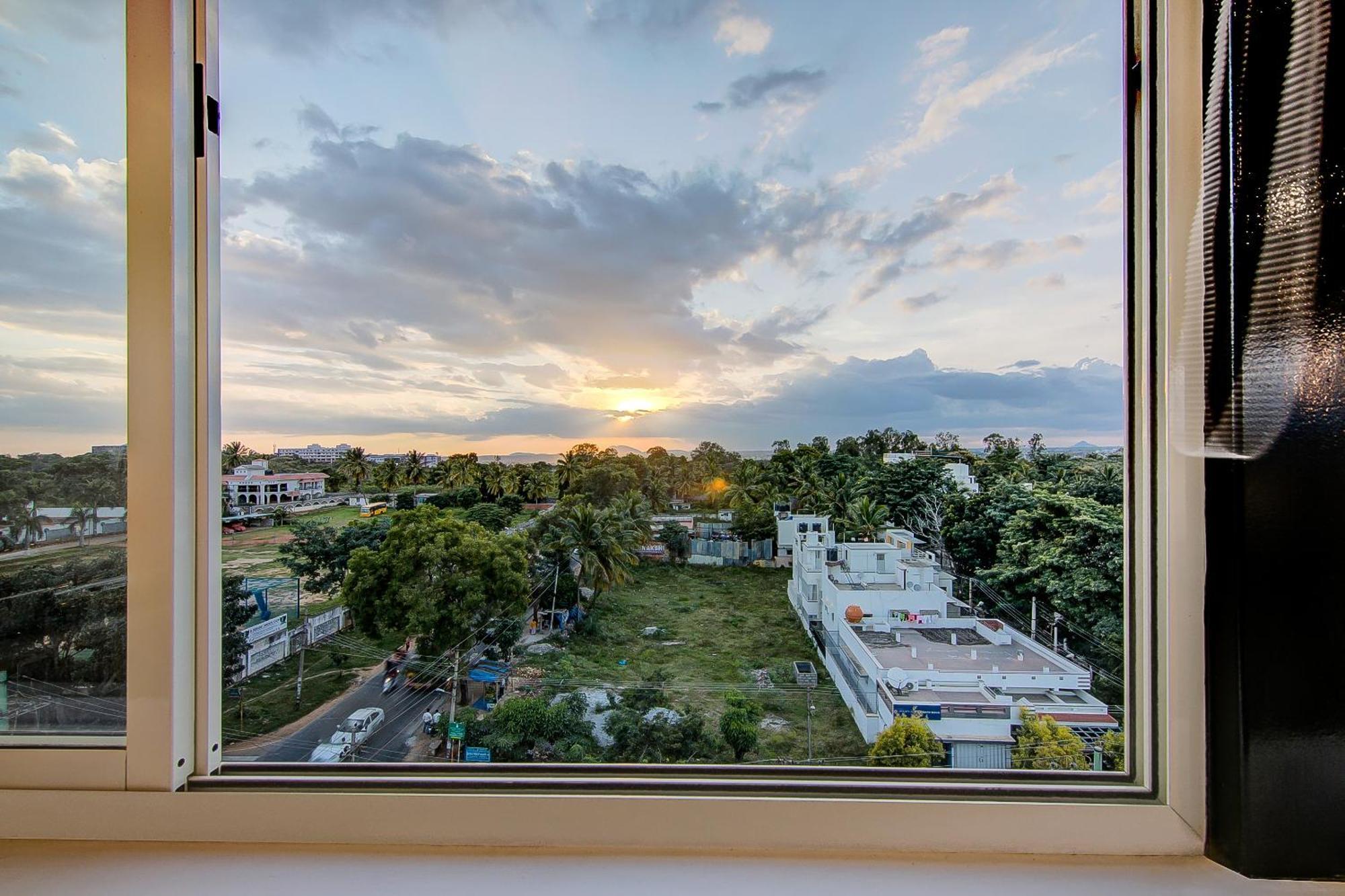 Super Townhouse Global Village Tech Park Near Kengeri Bus Terminal Metro Station Bengaluru Zewnętrze zdjęcie