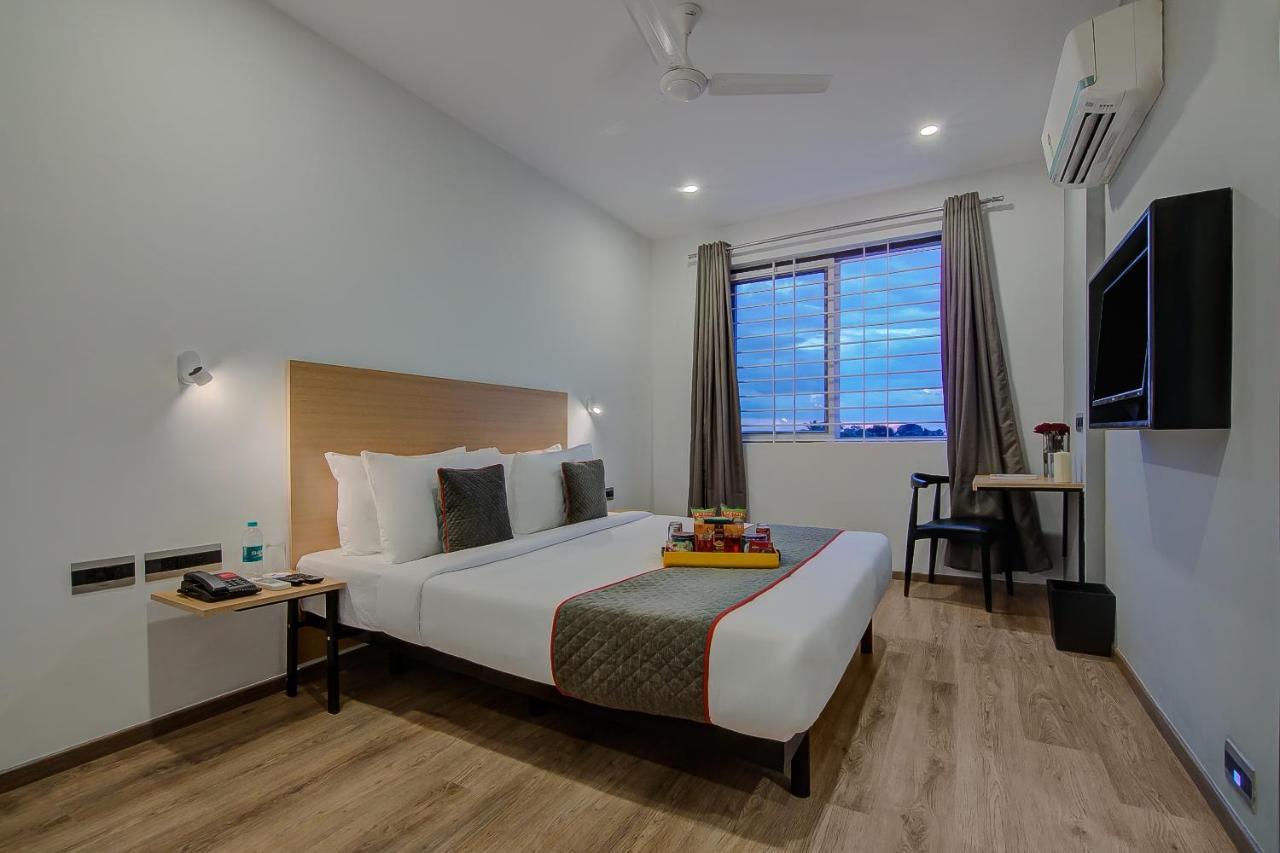 Super Townhouse Global Village Tech Park Near Kengeri Bus Terminal Metro Station Bengaluru Zewnętrze zdjęcie